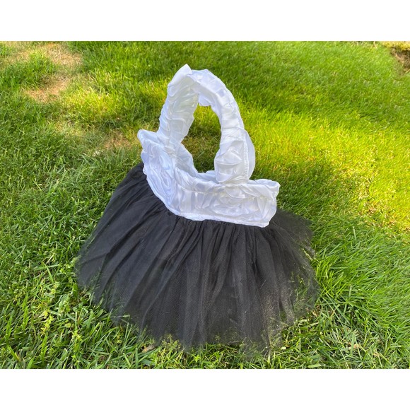 Black and White Flower Girl Bag, Ballerina Bag, Bridal Shower Bridesmaid Bag - Picture 3 of 4